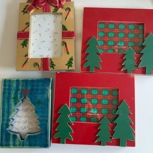 Festive Christmas Picture Frames Set